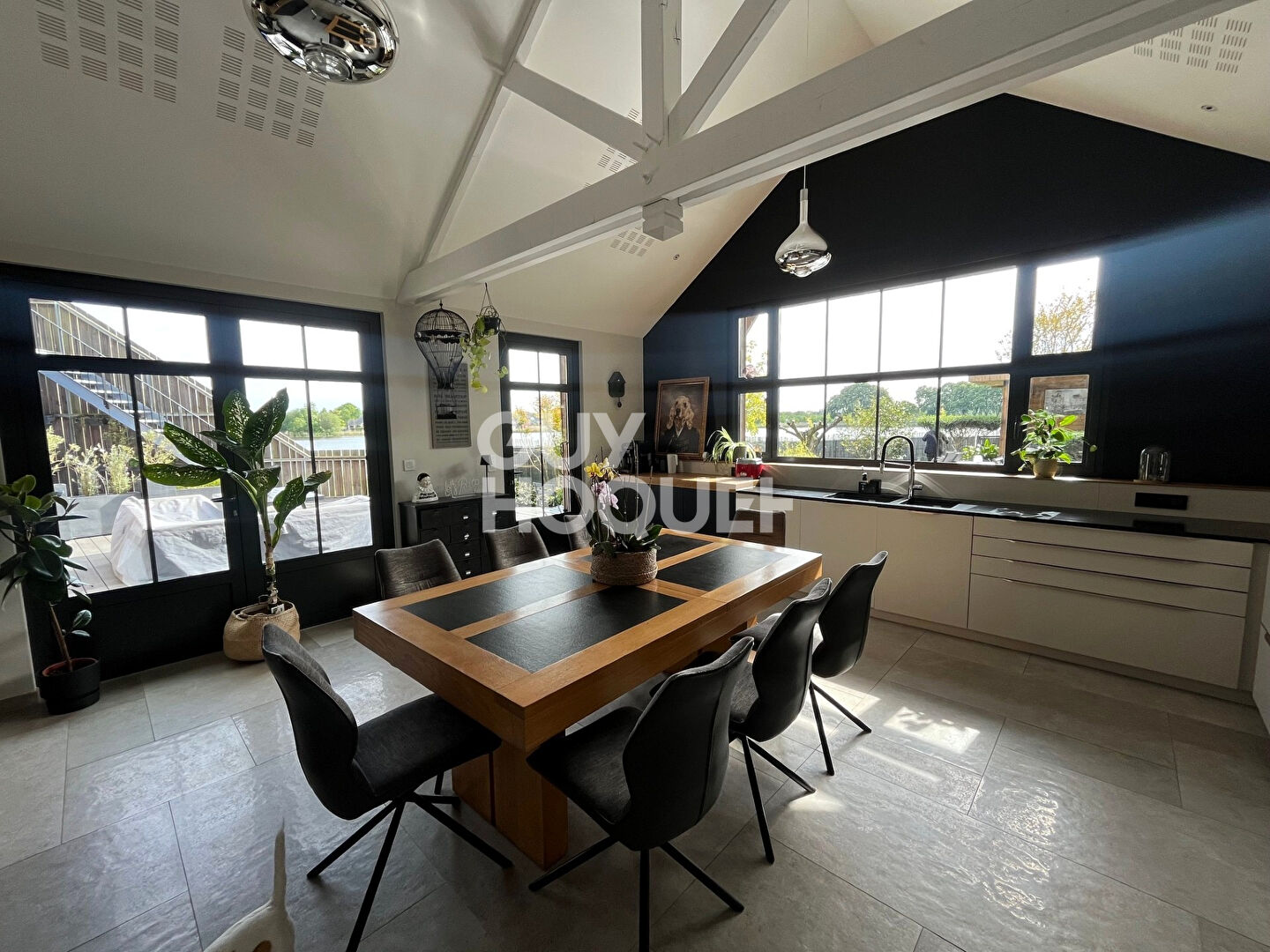 Combourg - EXCLUSIVITE