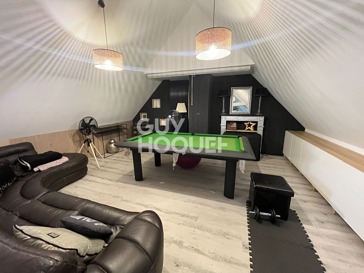 Combourg - EXCLUSIVITE