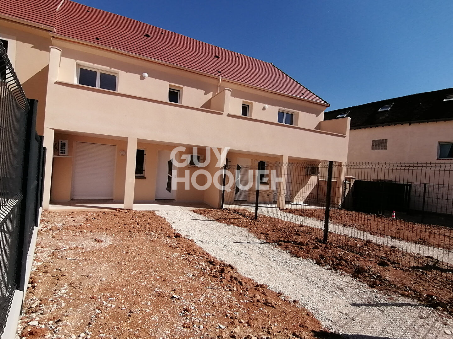 MAISON F5 terrasse, jardin, parking proche centre ville