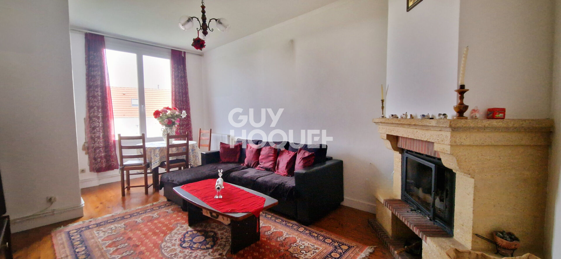 Charmante Maison à Vendre à Saulnières - Exclusivité Guy Hoquet!