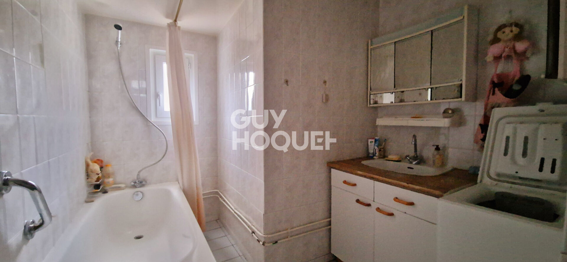 Charmante Maison à Vendre à Saulnières - Exclusivité Guy Hoquet!