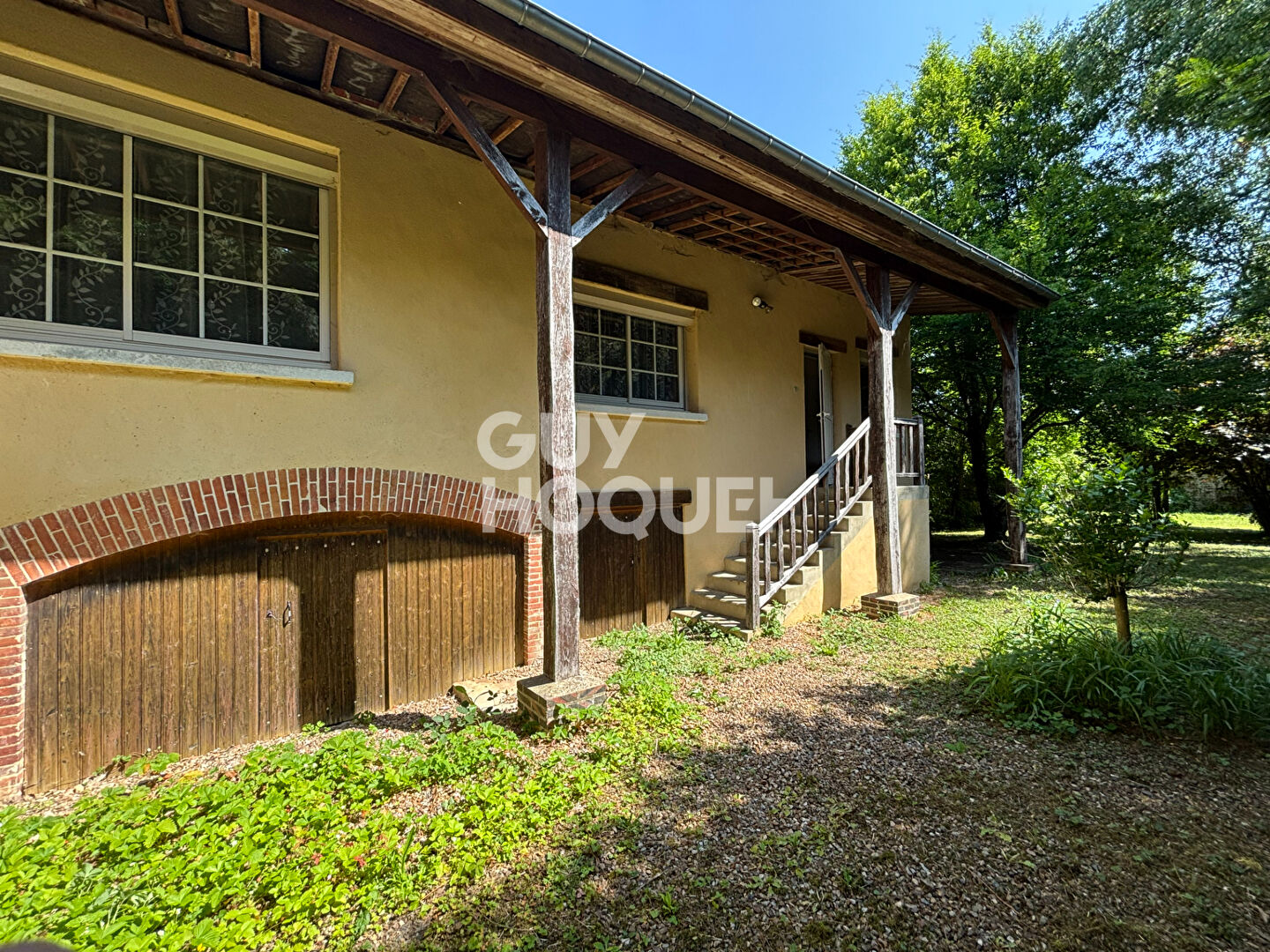 EXCLUSIVITE GUY HOQUET