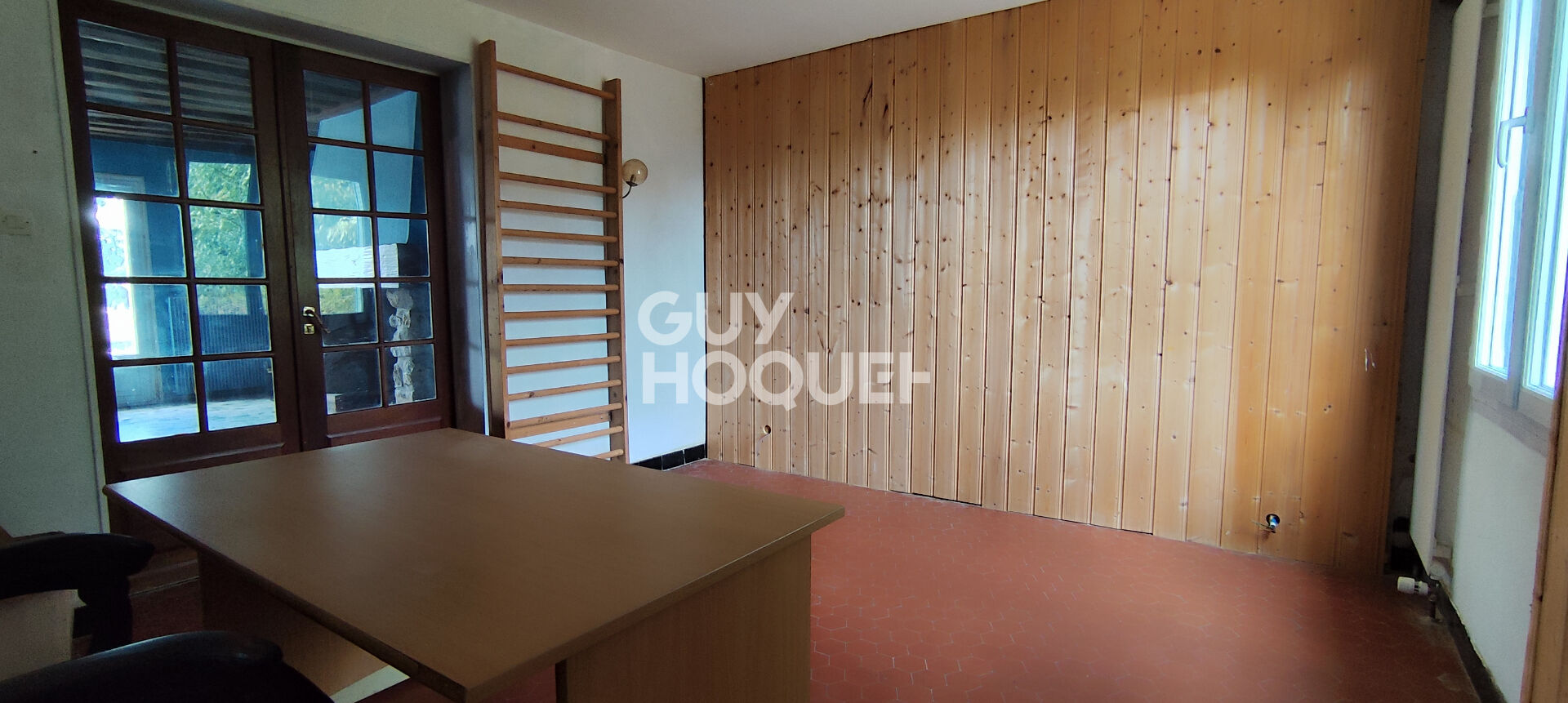 Ensemble immobilier proche N154