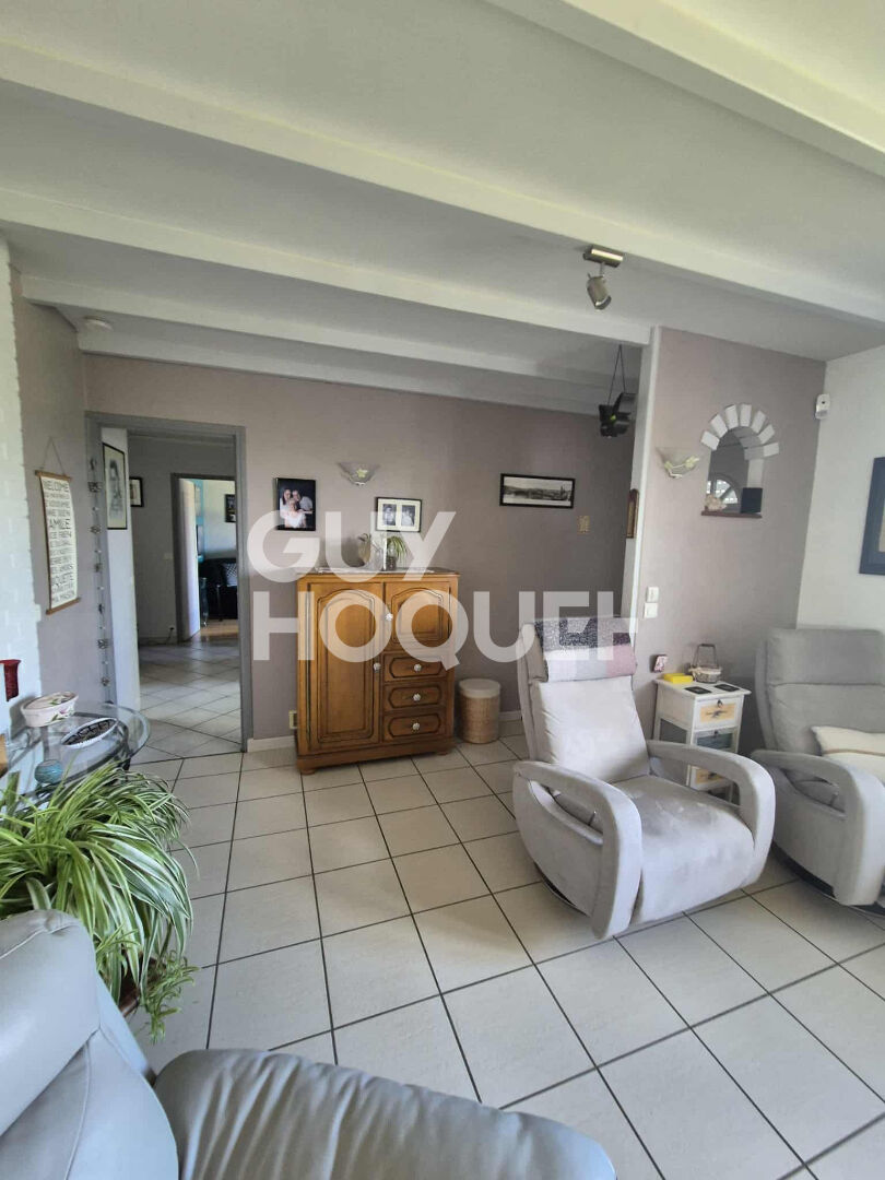 Maison à vendre à PÉRONNE (80200) - 5 pièces, 3 chambres, 147 m²