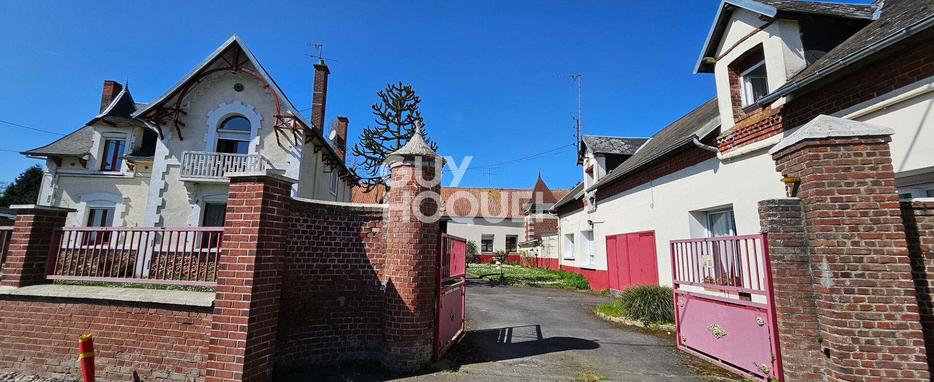 Maison bourgeoise à vendre à PÉRONNE (80200).