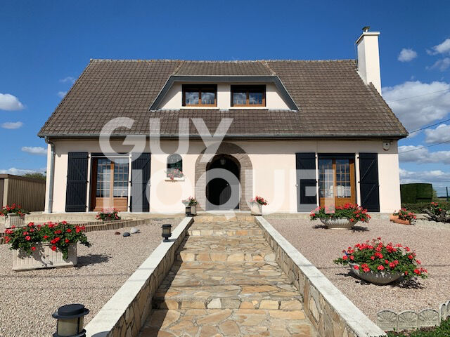 Maison d'environs 100 m2 à Vendre à Péronne