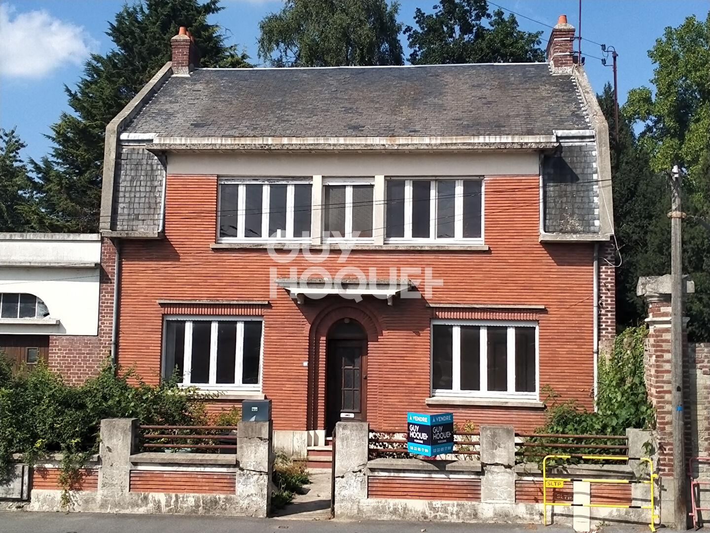 Maison d'environ 125 m² à vendre à HAM (80400)