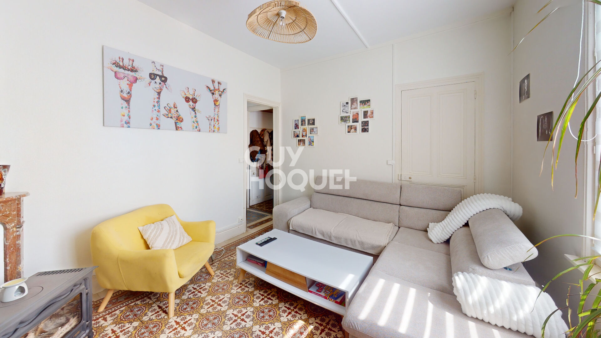 Charmante Maison à Vendre à PÉRONNE (80200)