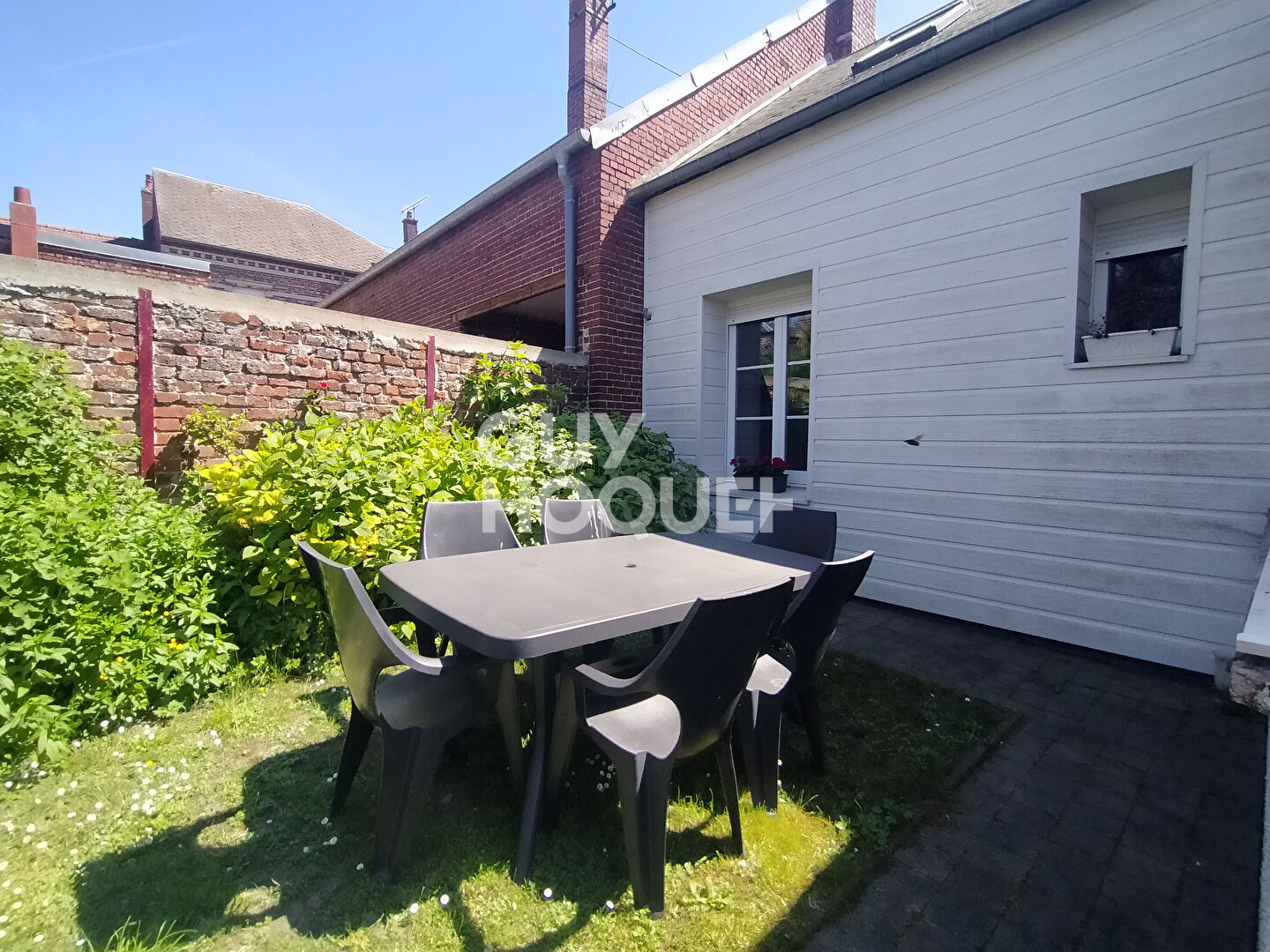 Charmante Maison à Vendre à PÉRONNE (80200)