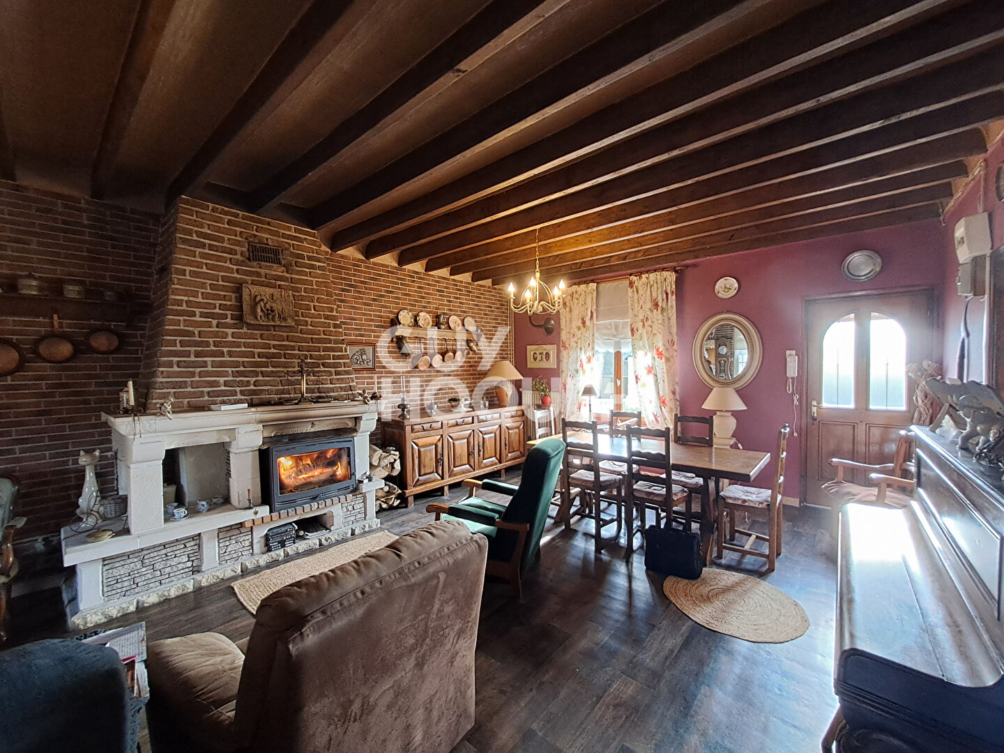 Maison à vendre à Péronne - 6 pièces, 5 chambres, terrain de 2035 m²