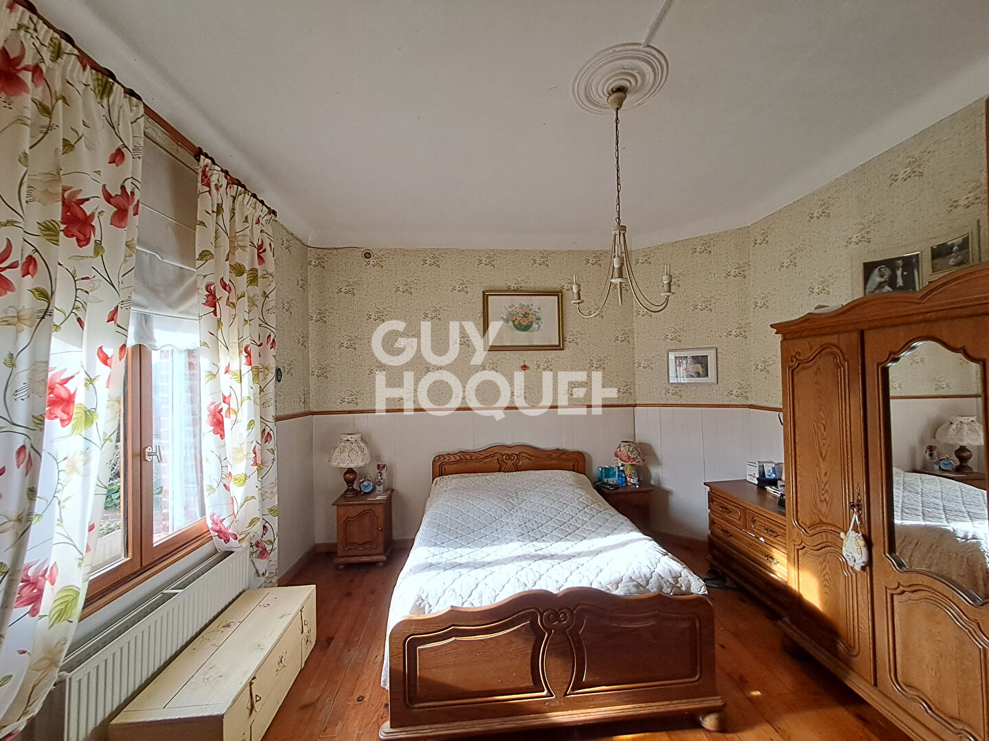 Maison à vendre à Péronne - 6 pièces, 5 chambres, terrain de 2035 m²