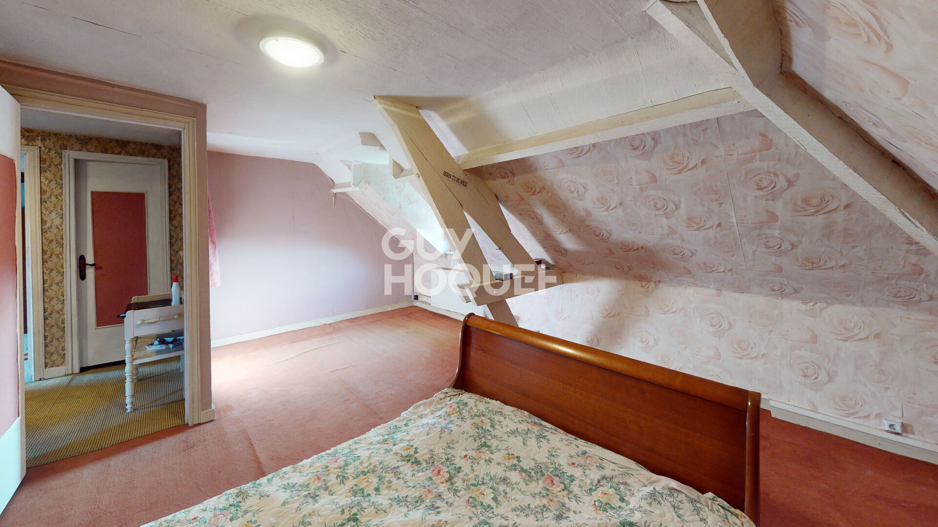 Maison à vendre à Péronne - 6 pièces, 5 chambres, terrain de 2035 m²