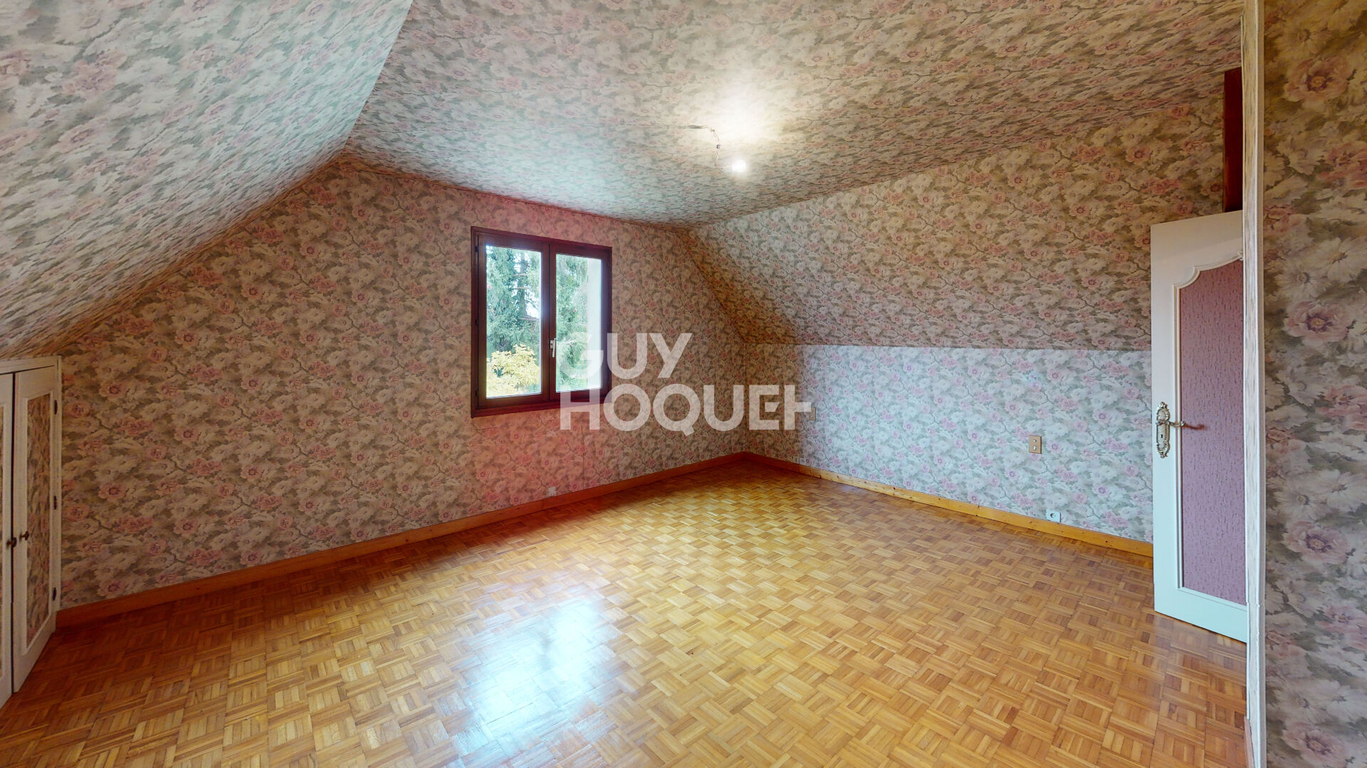 Pavillon individuel avec sous-sol total  à vendre à PÉRONNE (80200)