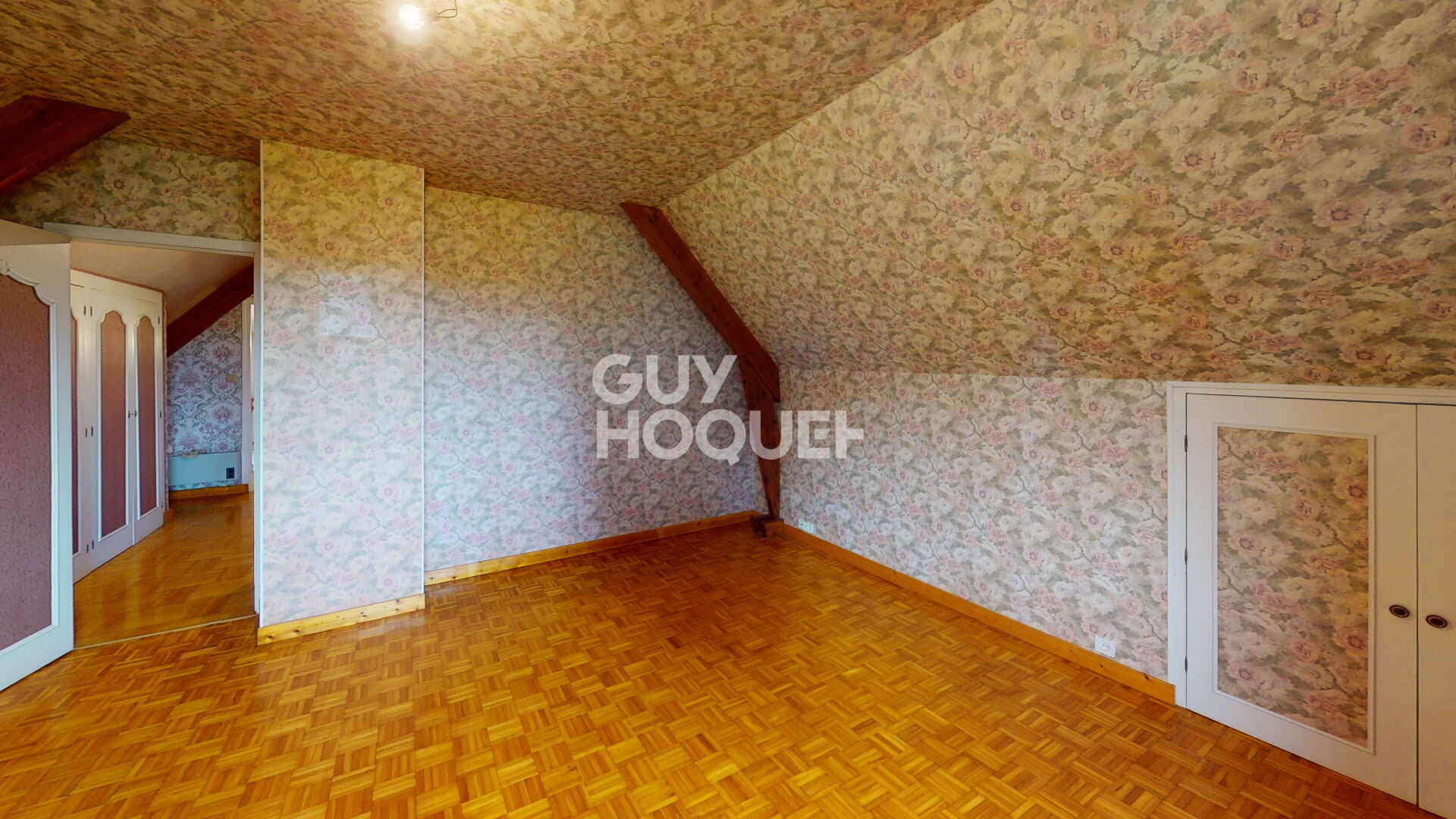 Pavillon individuel avec sous-sol total  à vendre à PÉRONNE (80200)