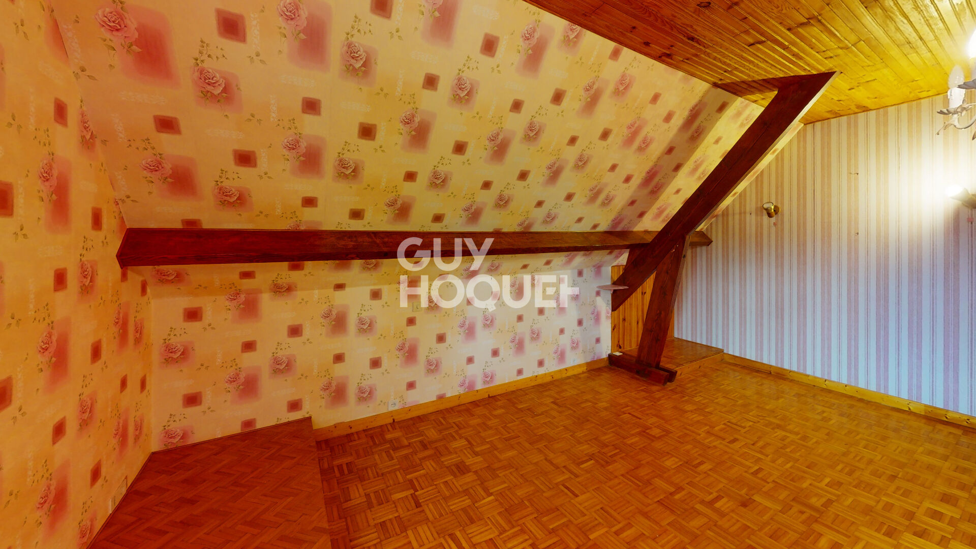 Pavillon individuel avec sous-sol total  à vendre à PÉRONNE (80200)