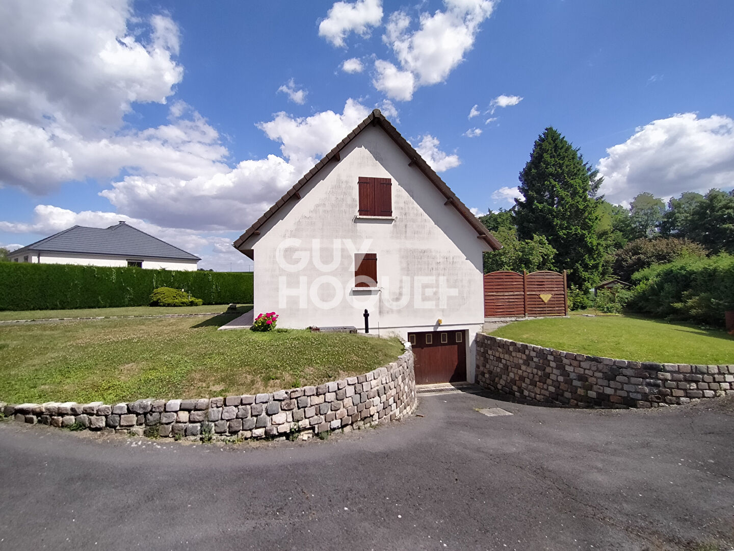 Pavillon individuel avec sous-sol total  à vendre à PÉRONNE (80200)