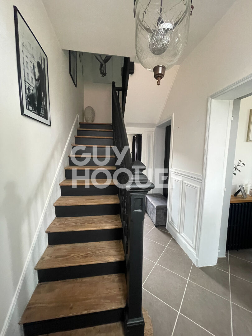 Maison de caractère à vendre à PERONNE (80200).