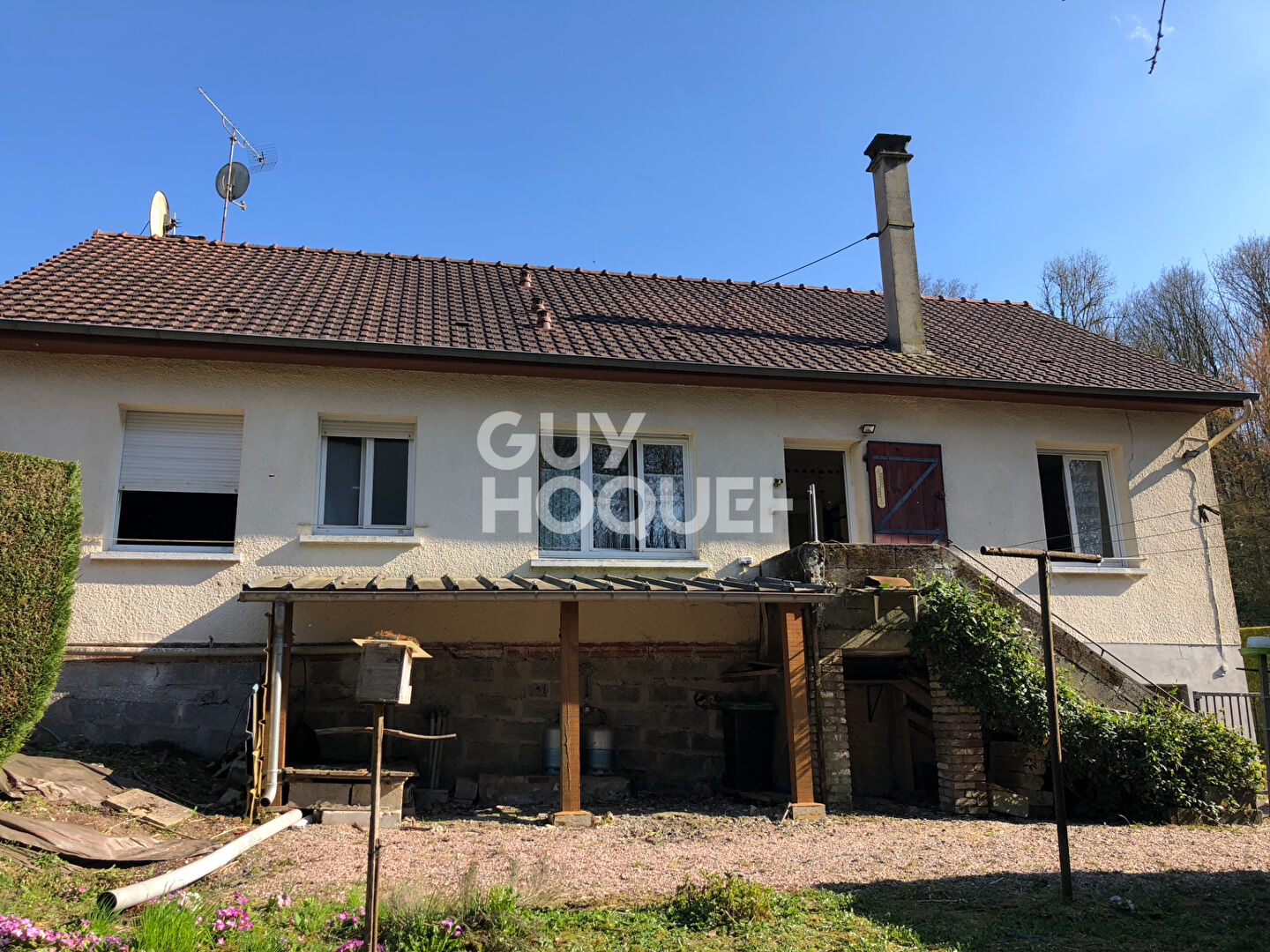 Charmante maison de plain pied à vendre à PÉRONNE (80200).