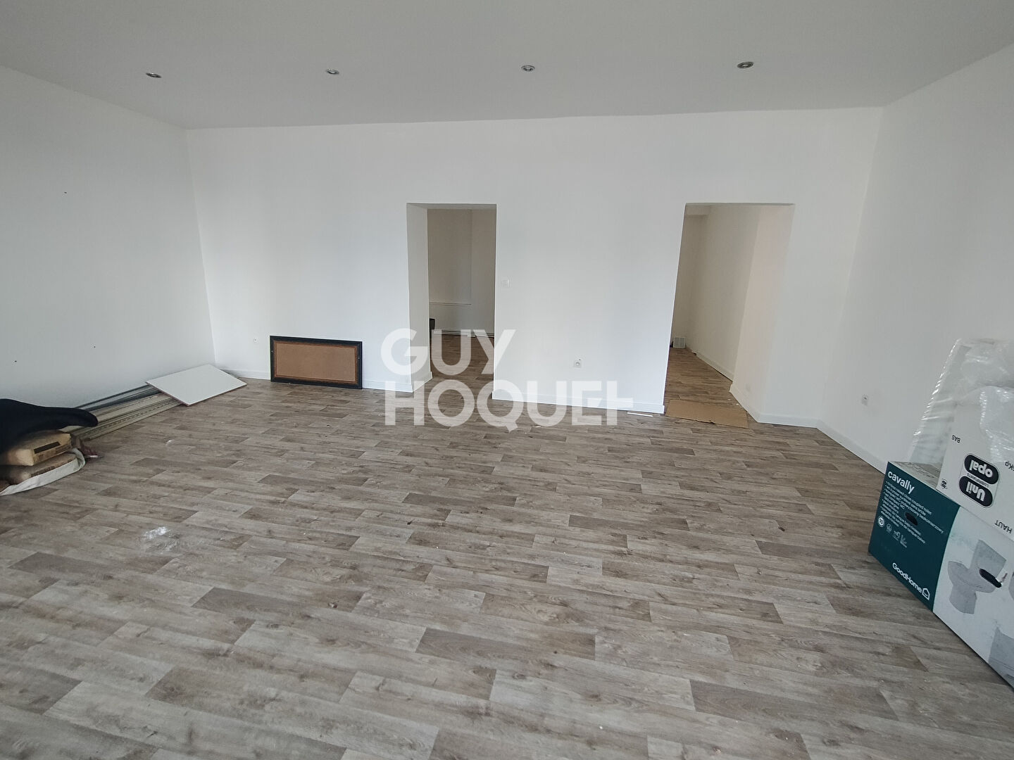 Immeuble à usage mixte Habitation & Local commercial à vendre à PÉRONNE (80200).