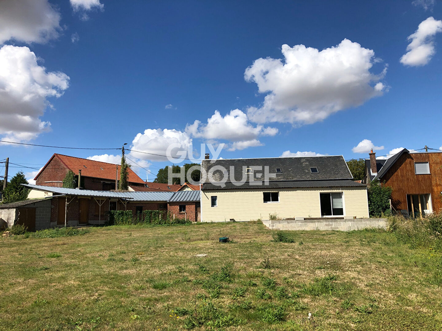 Maison spacieuse à vendre à PÉRONNE (80200).