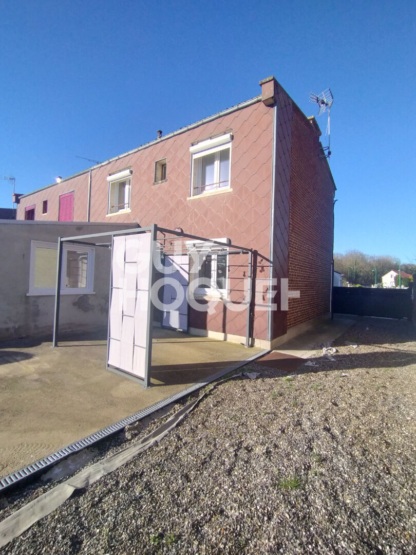 Charmante maison à vendre à PÉRONNE (80200).
