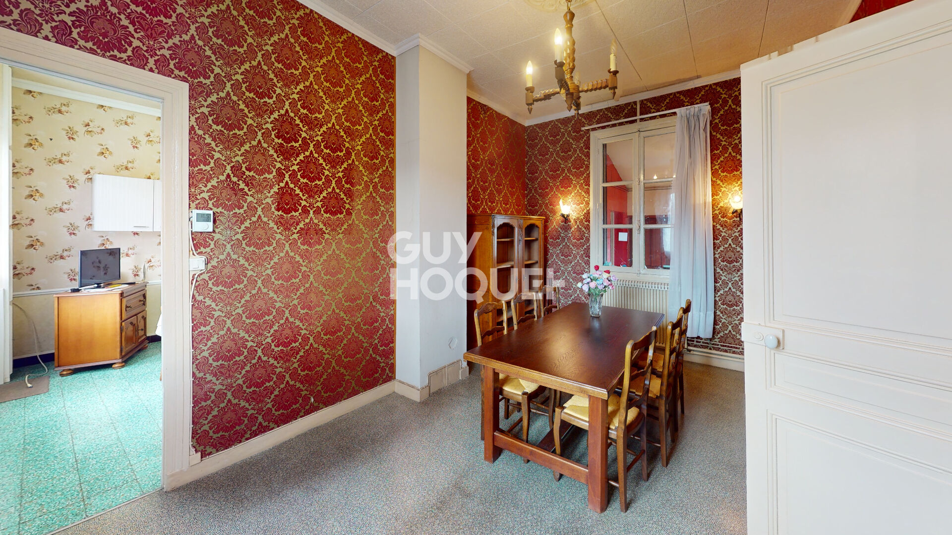 Maison de plain-pied à vendre à PÉRONNE (80200) avec garage et véranda.