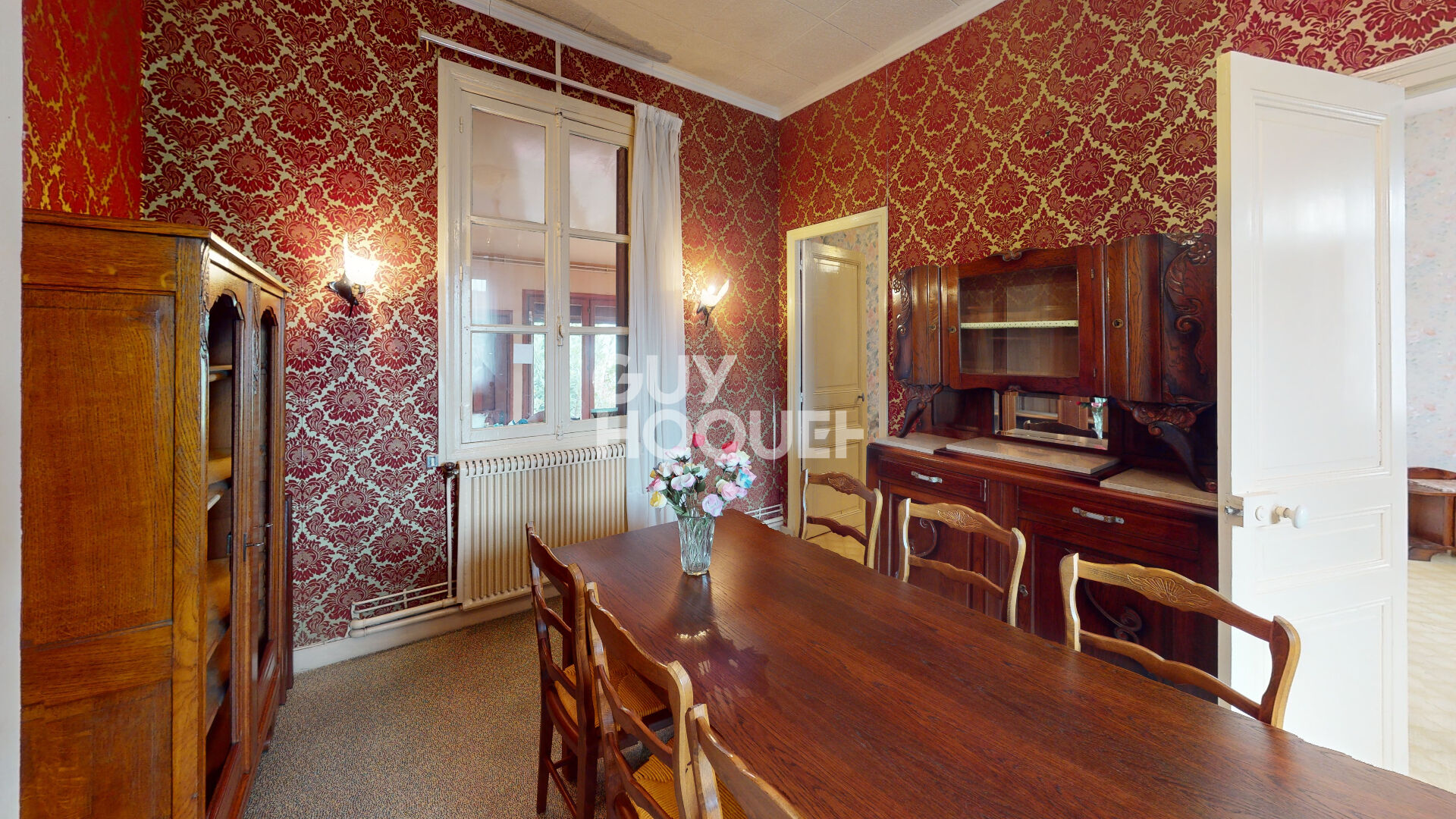 Maison de plain-pied à vendre à PÉRONNE (80200) avec garage et véranda.