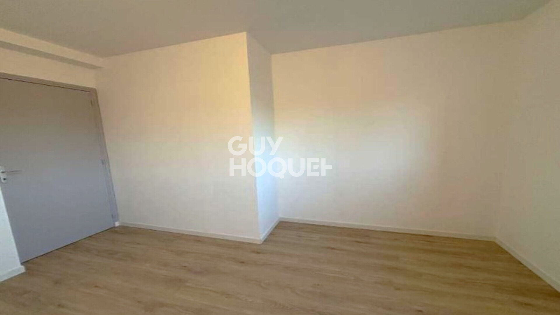 Maison à louer à VILLERS CARBONNEL (80200).