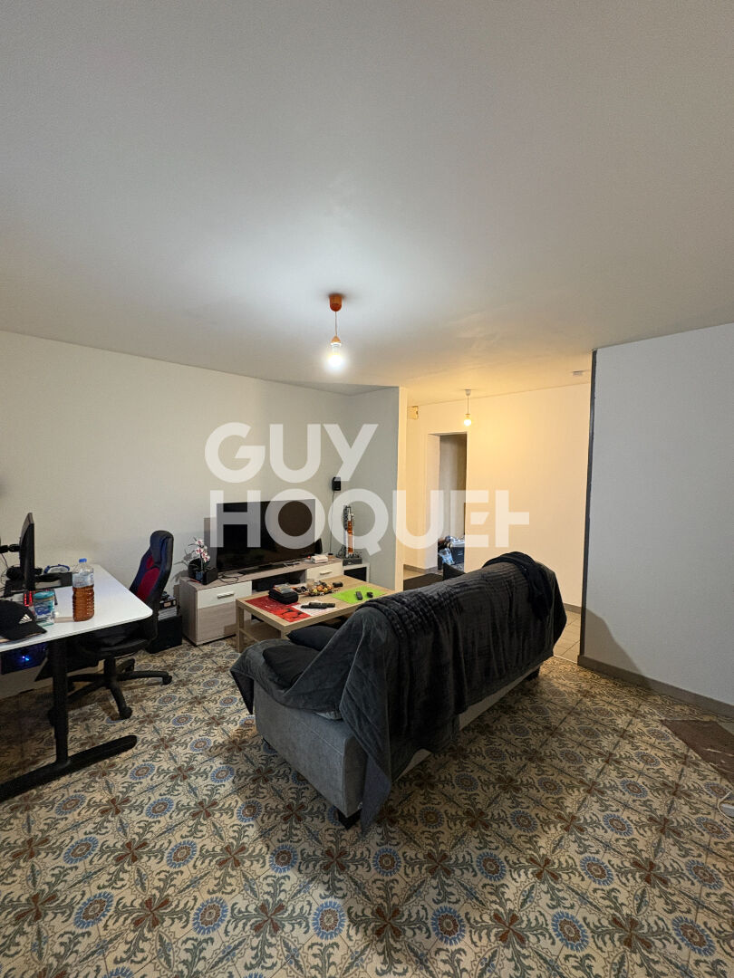 À louer : Appartement 2 pièces à Villers Carbonnel