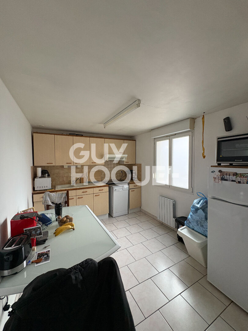 À louer : Appartement 2 pièces à Villers Carbonnel