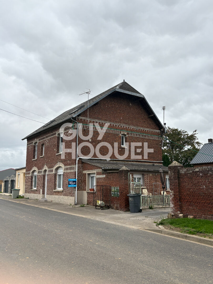 À louer : Appartement 2 pièces à Villers Carbonnel