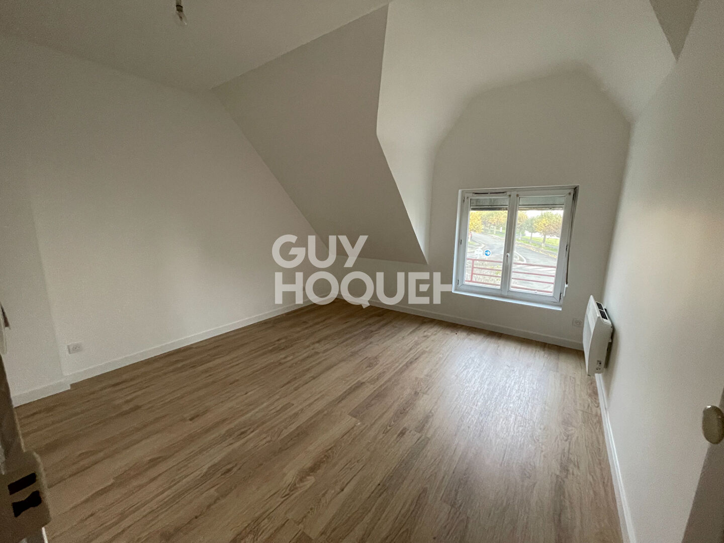 Maison rénovée à vendre à PÉRONNE (80200).