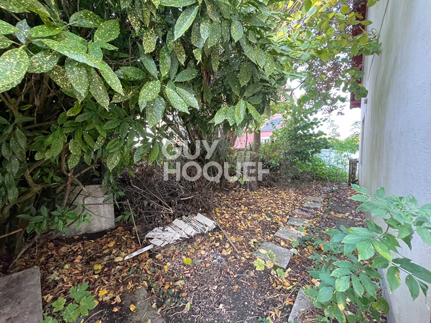 Maison rénovée à vendre à PÉRONNE (80200).