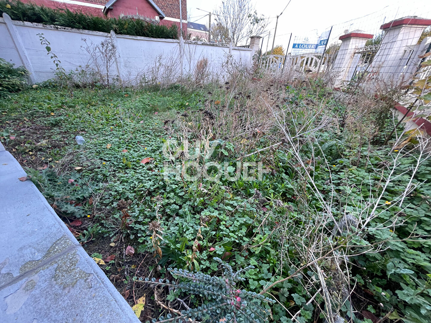 Maison rénovée à vendre à PÉRONNE (80200).