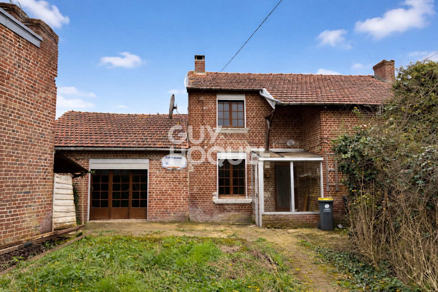 Maison à vendre à PÉRONNE - Un potentiel à exploiter !