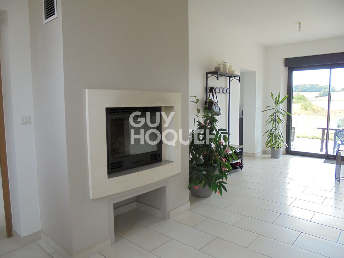 Maison à louer à Feuillères - 5 pièces, 4 chambres