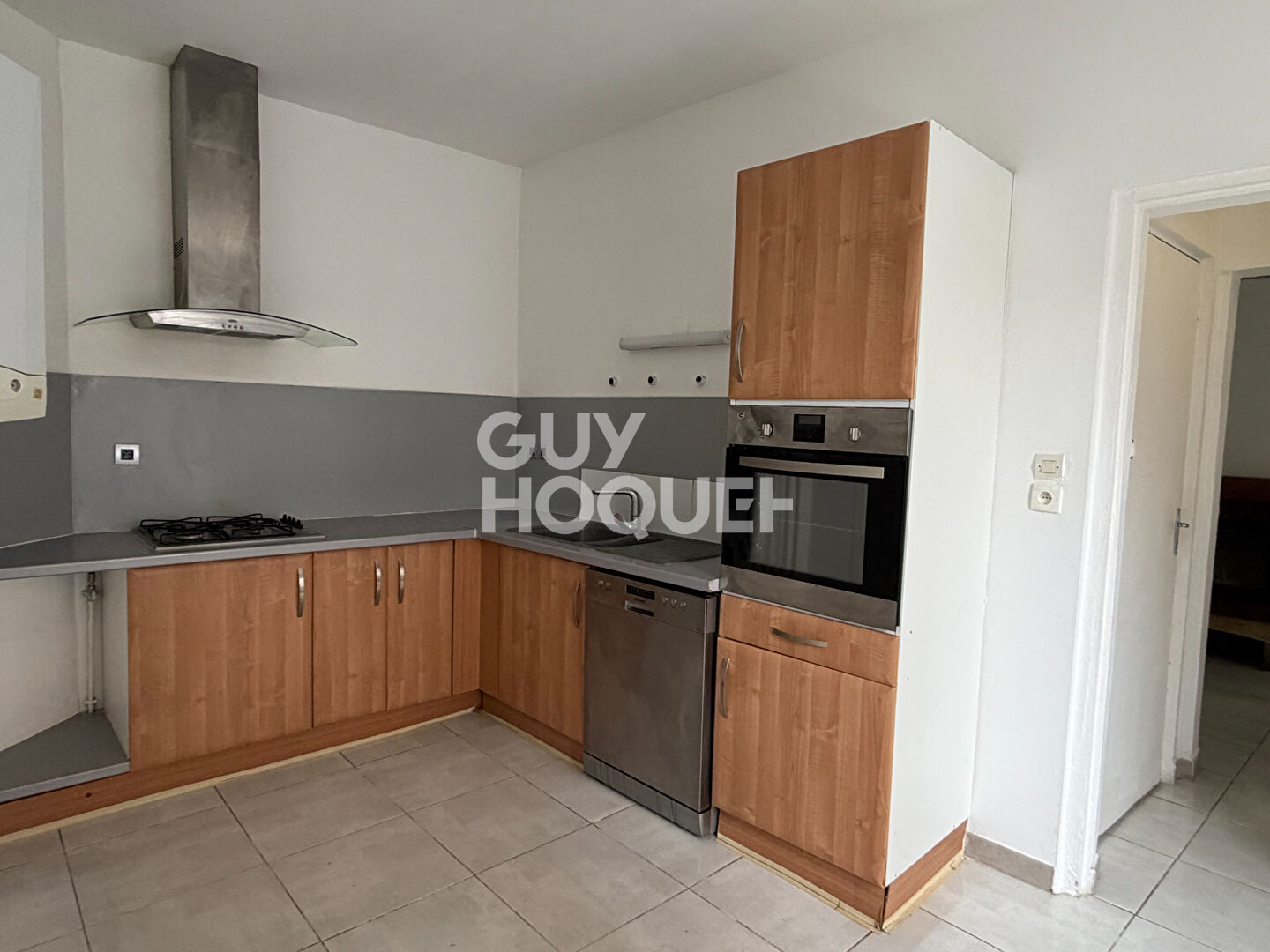 Maison de ville  individuelle, à vendre à PÉRONNE (80200).