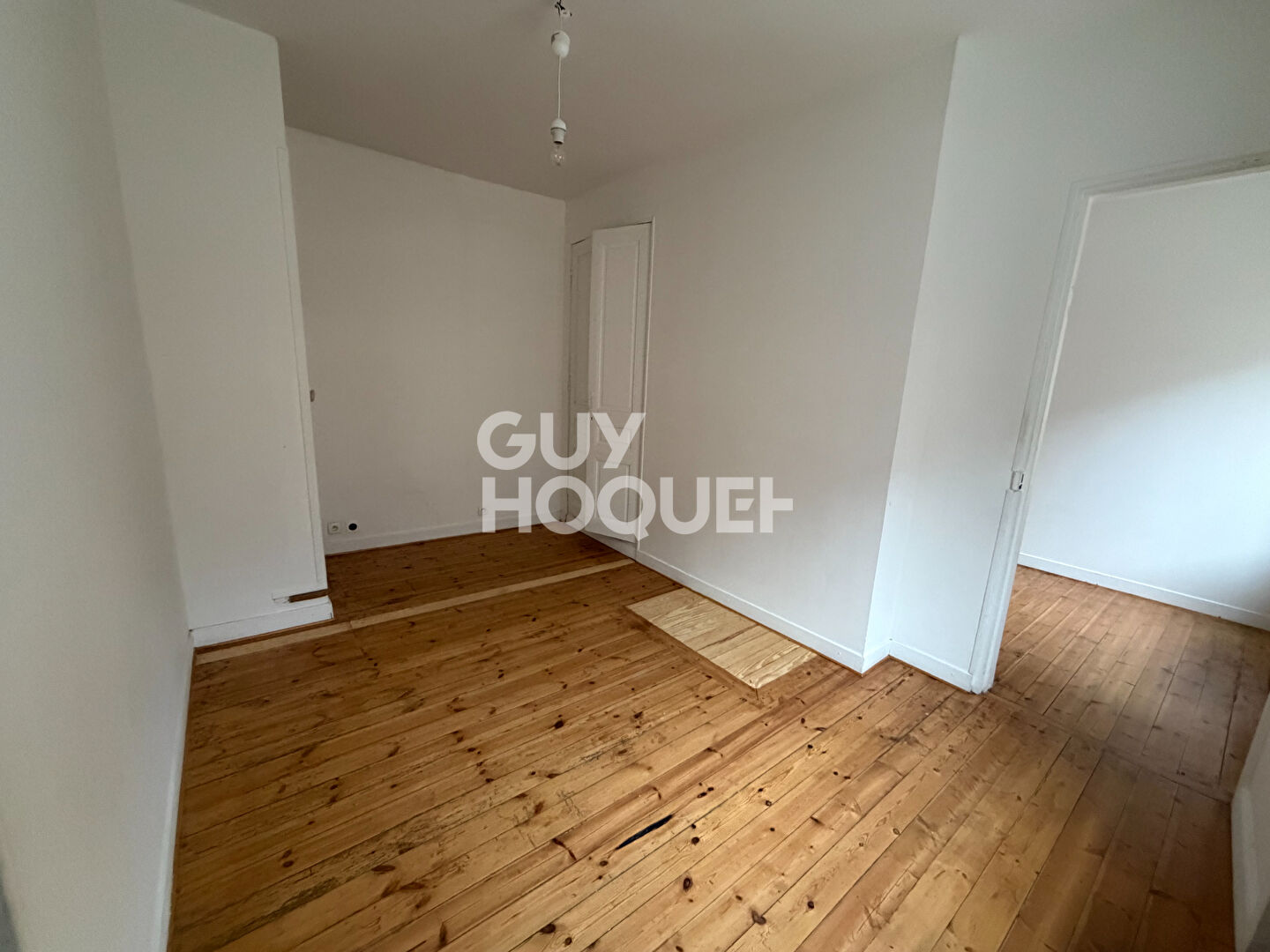 Maison de ville  individuelle, à vendre à PÉRONNE (80200).