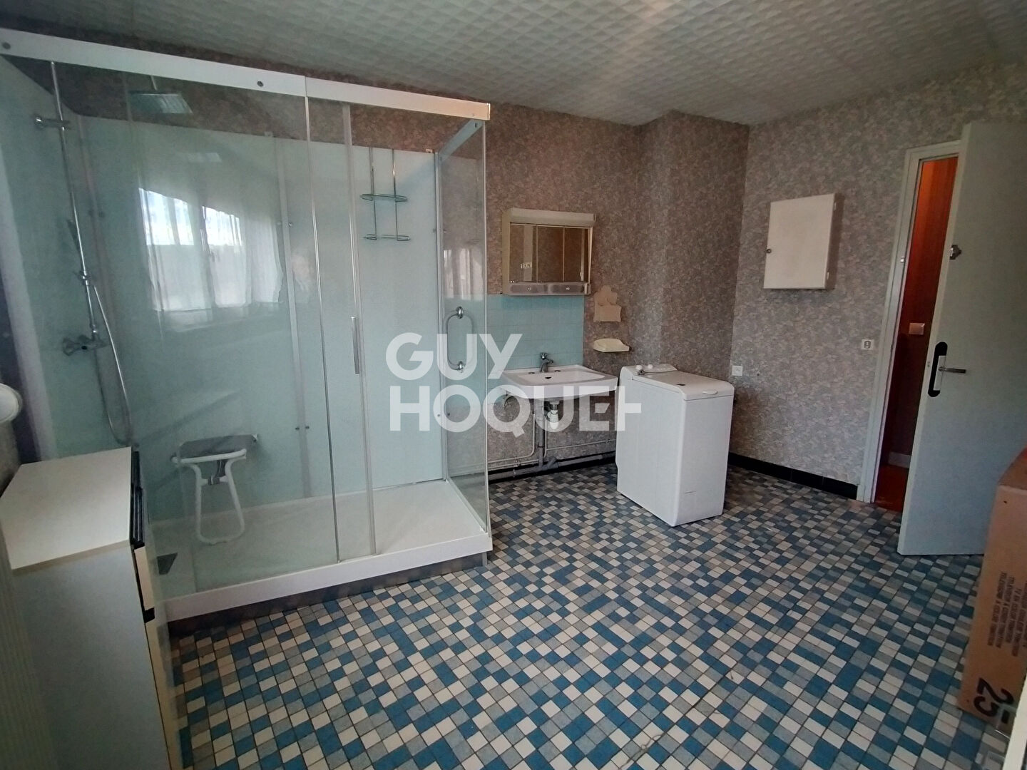 Maison spacieuse à vendre à PERONNE - 6 pièces avec jardin