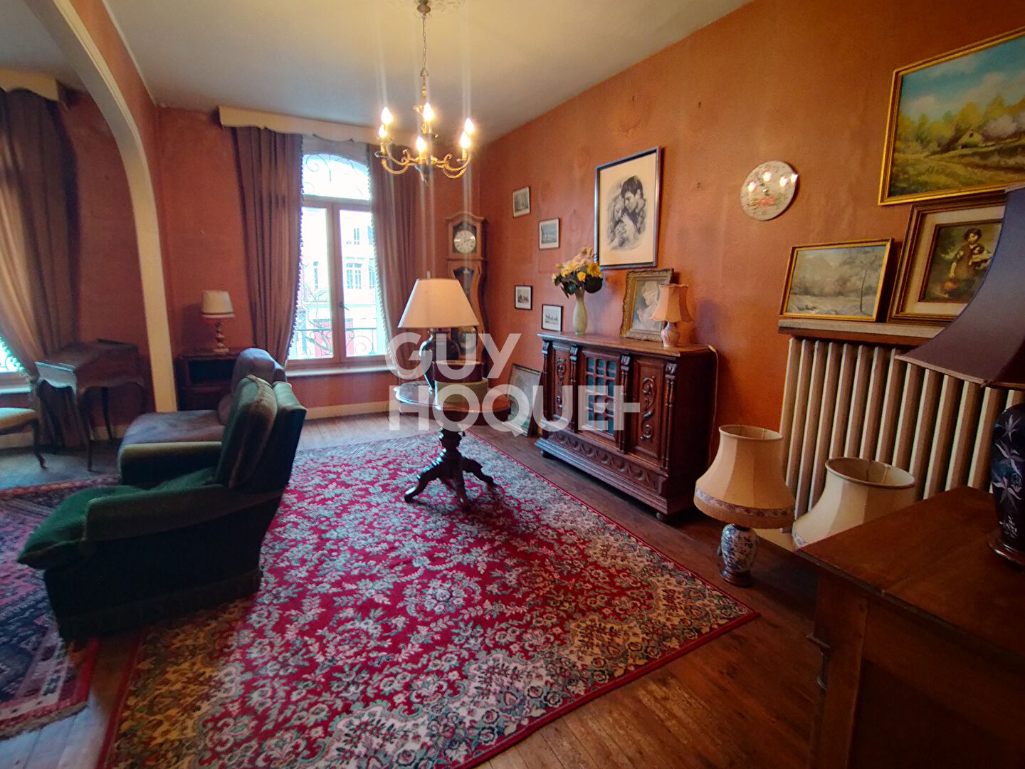 Immeuble à usage mixte Habitation & Local commercial à vendre à PÉRONNE (80200).