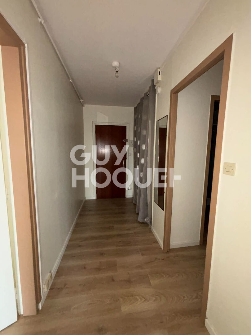 Studio à louer de 38,50 m² avec balcon. Réf. 5787