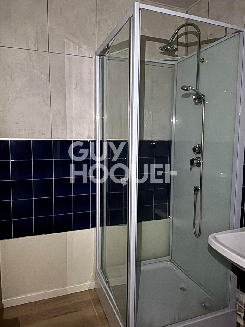 Studio à louer de 38,50 m² avec balcon. Réf. 5787