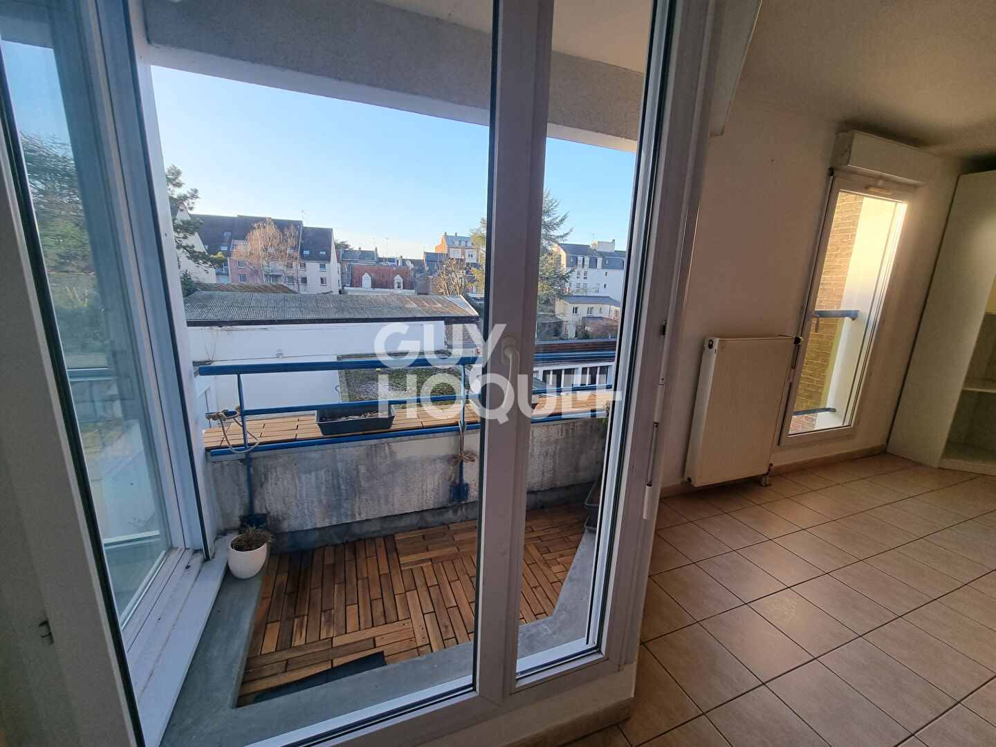 À louer : Appartement à AMIENS, secteur HENRIVILLE.