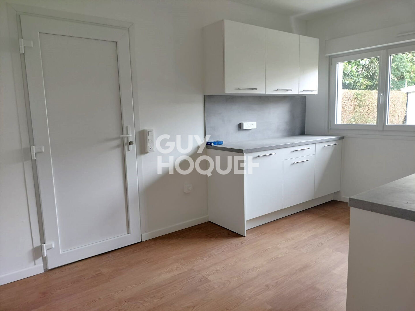 Maison entièrement rénovée à louer à PERONNE (80200).