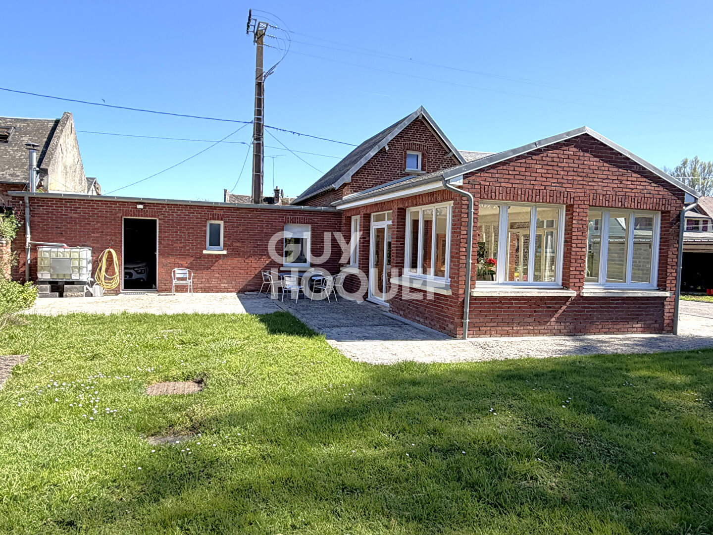Maison brique avec du charme à vendre à PÉRONNE (80200).