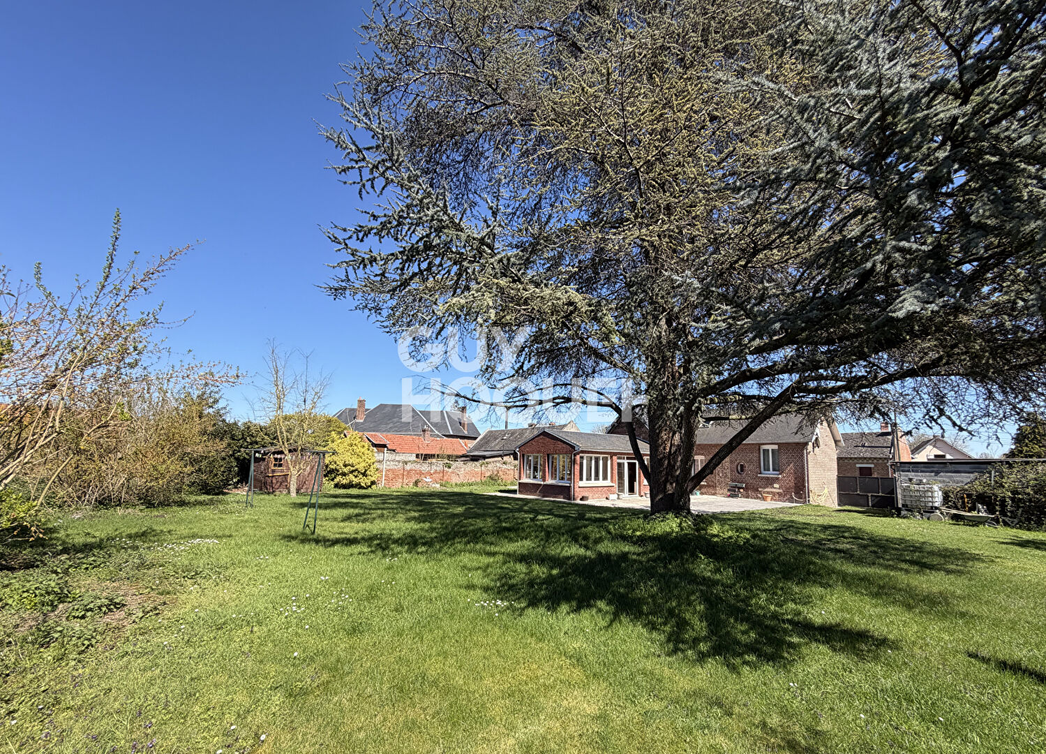 Maison brique avec du charme à vendre à PÉRONNE (80200).
