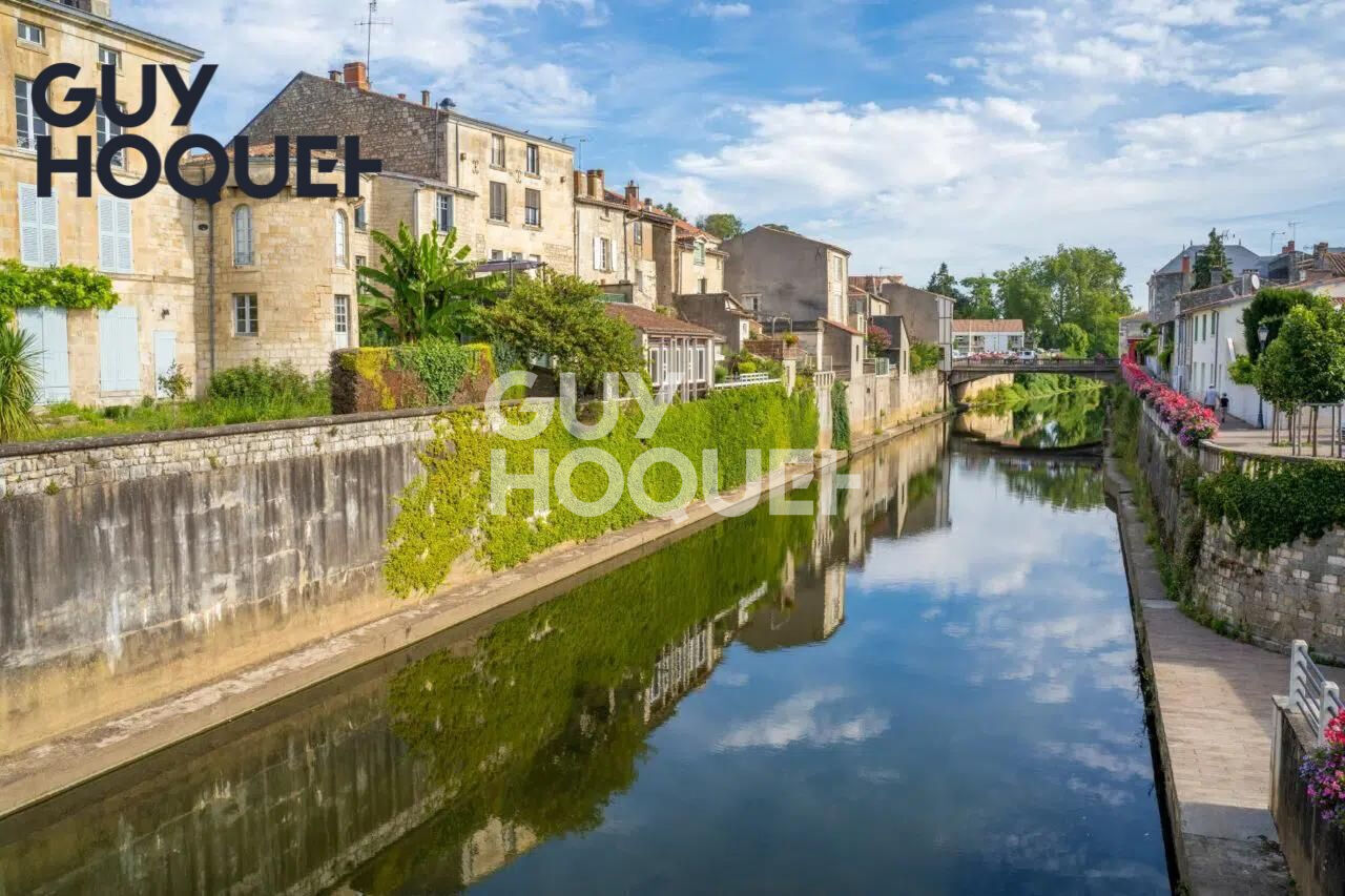 Immeuble à Fontenay Le Comte
