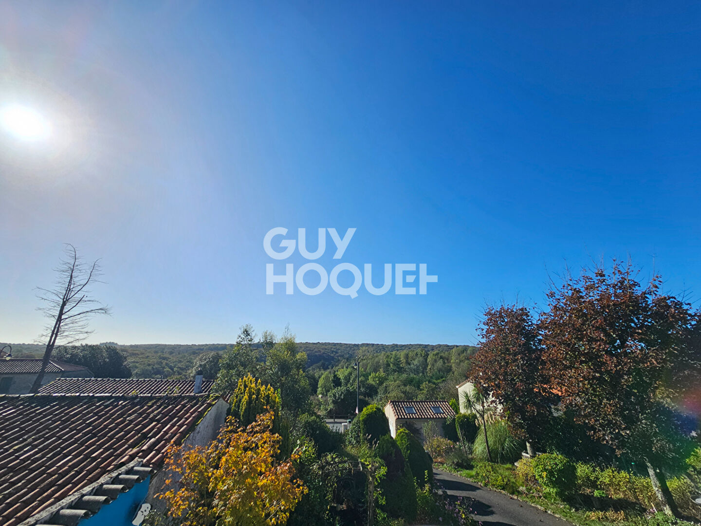 Maison atypique Mervent