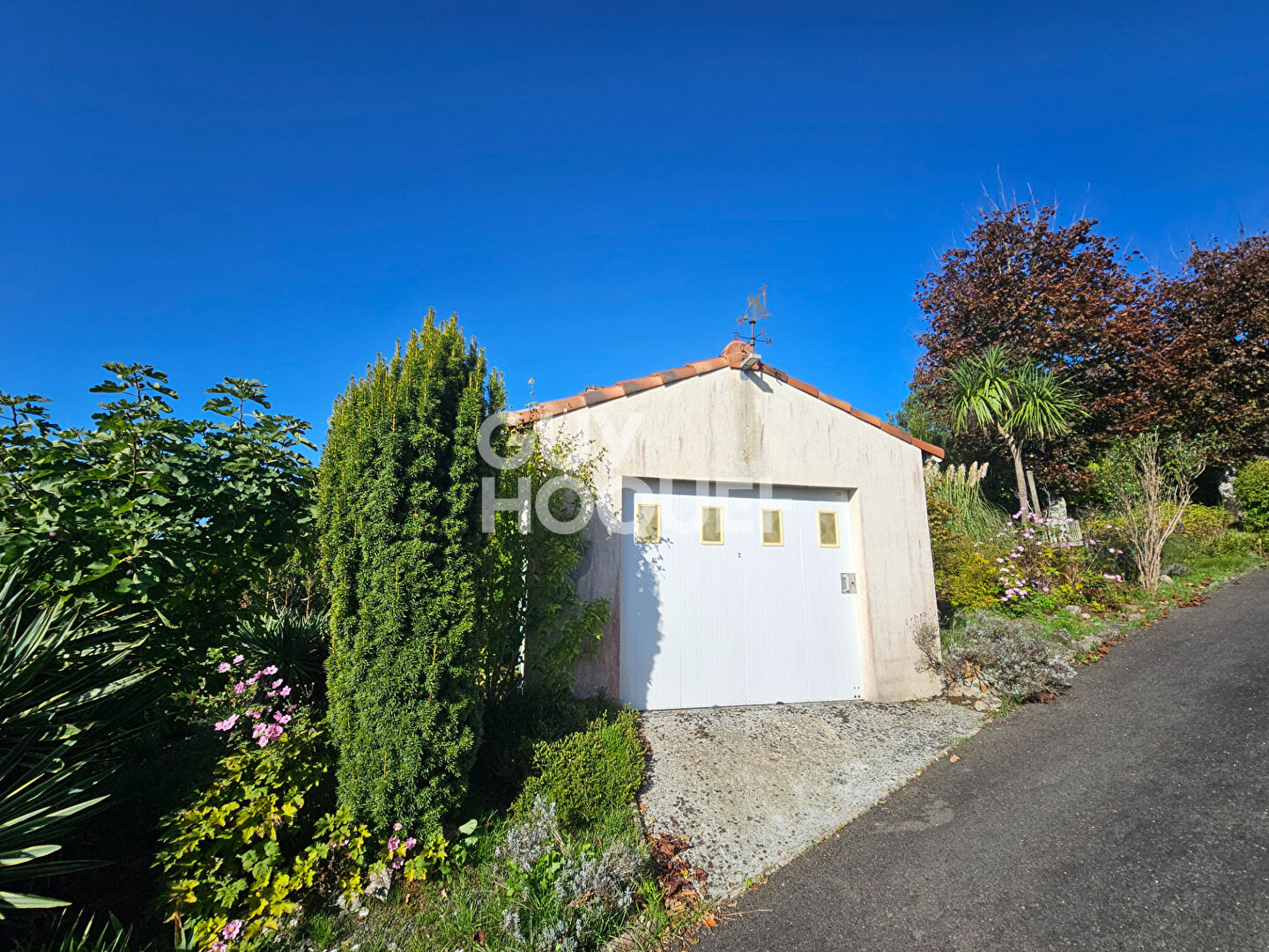 Maison atypique Mervent