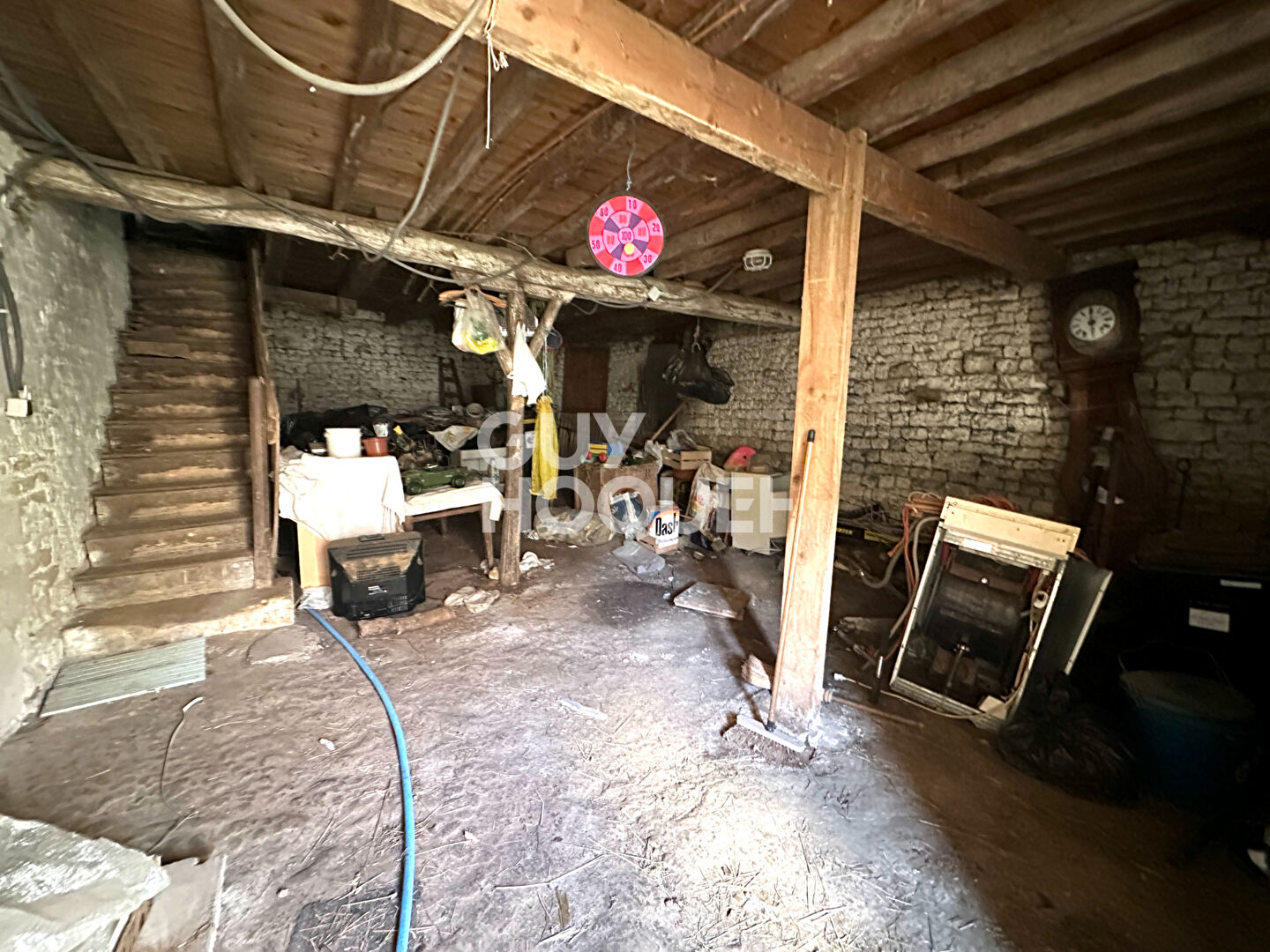 Maison à rénover à Pissotte 164m2